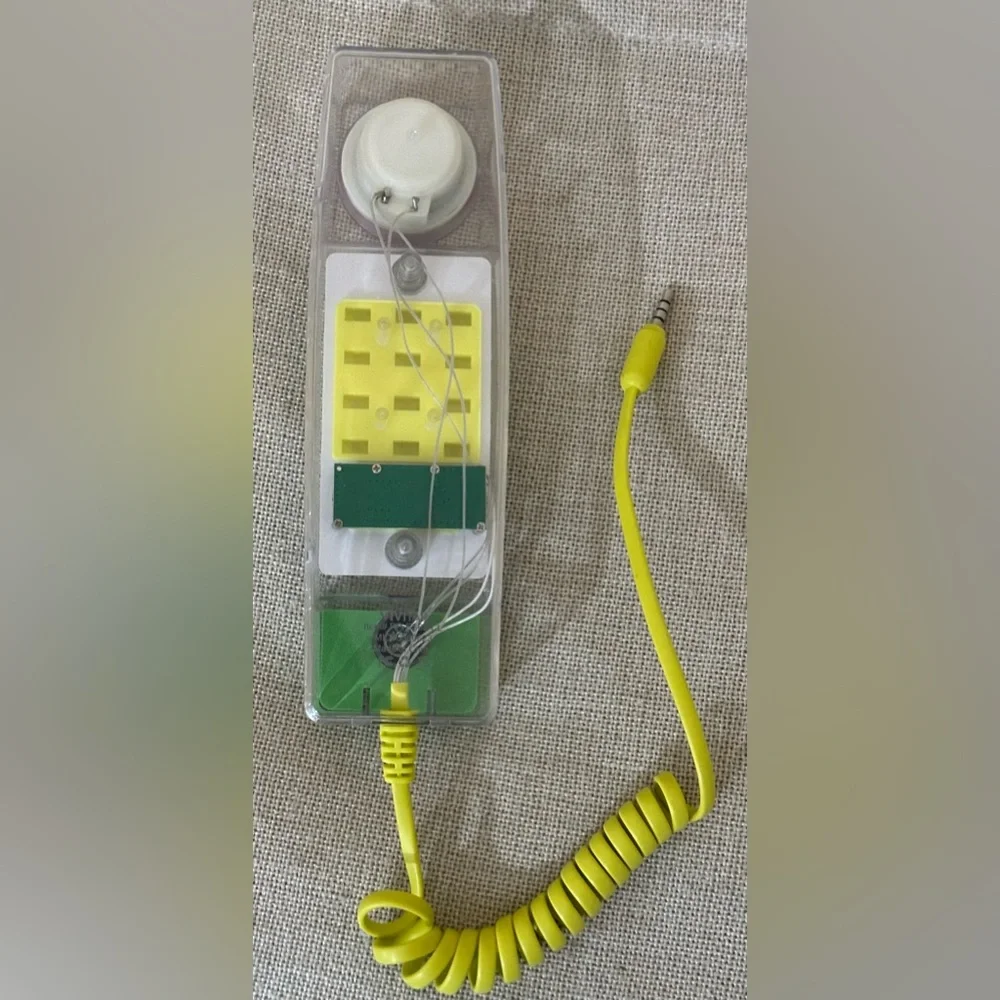 Target Bullseye Playground Wired Clear Phone Handset 2023 retro See Through
